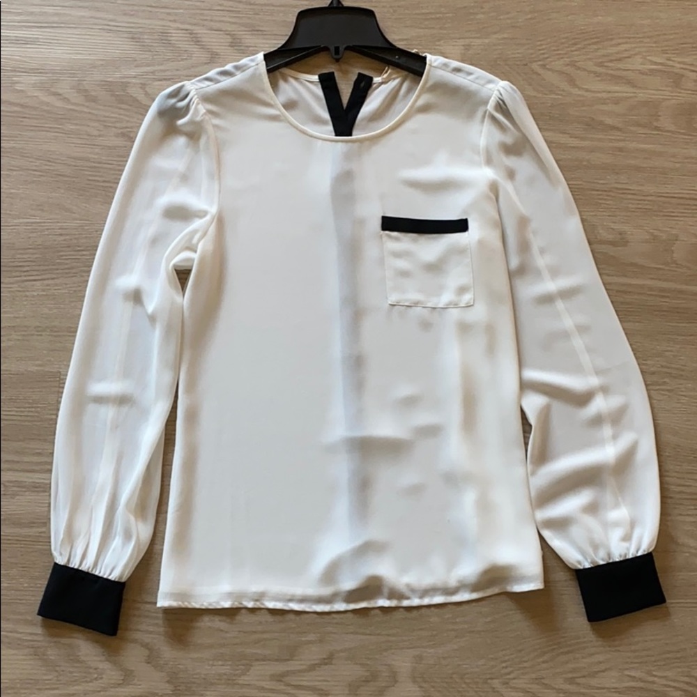 Last April Work attire blouse size small